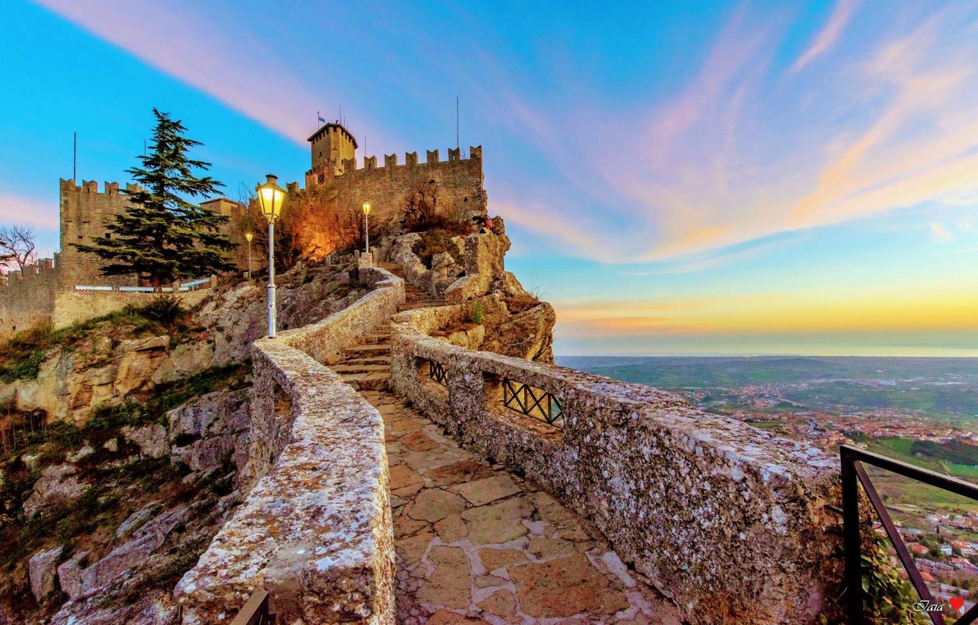 Divacamp San Marino Hotell Eksteriør bilde